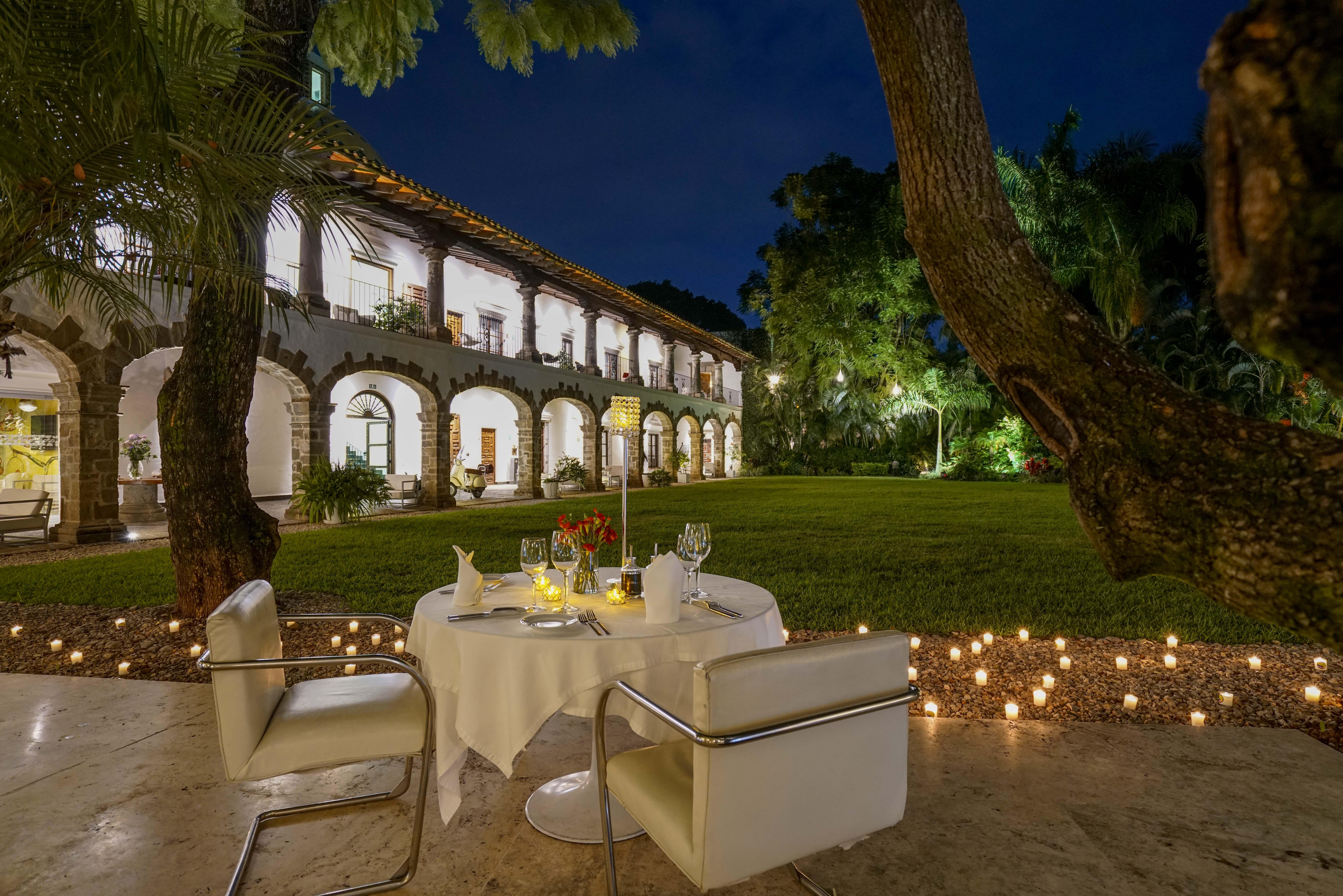 Anticavilla Hotel Restaurante & Spa (Adults Only) Cuernavaca Bagian luar foto