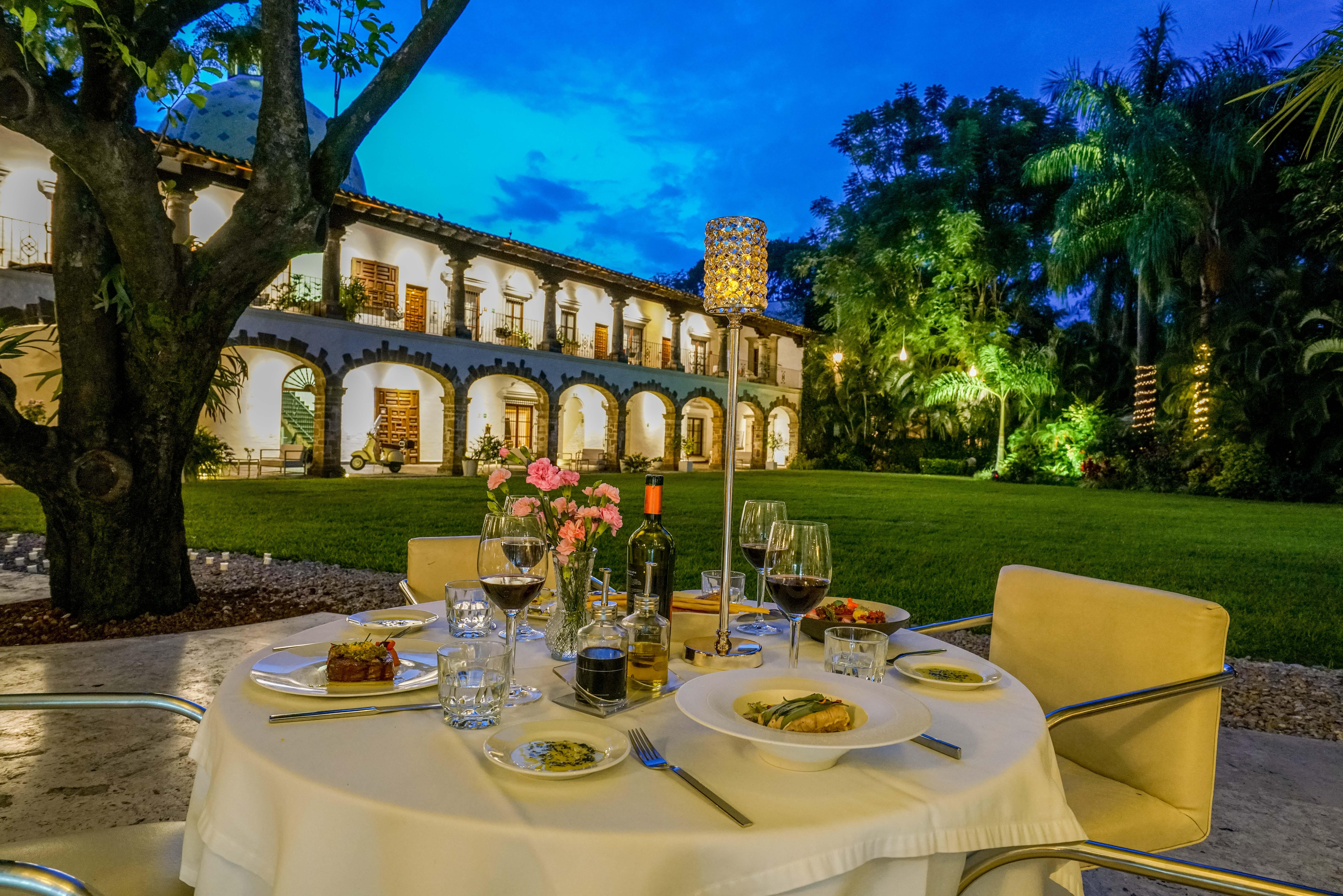 Anticavilla Hotel Restaurante & Spa (Adults Only) Cuernavaca Bagian luar foto