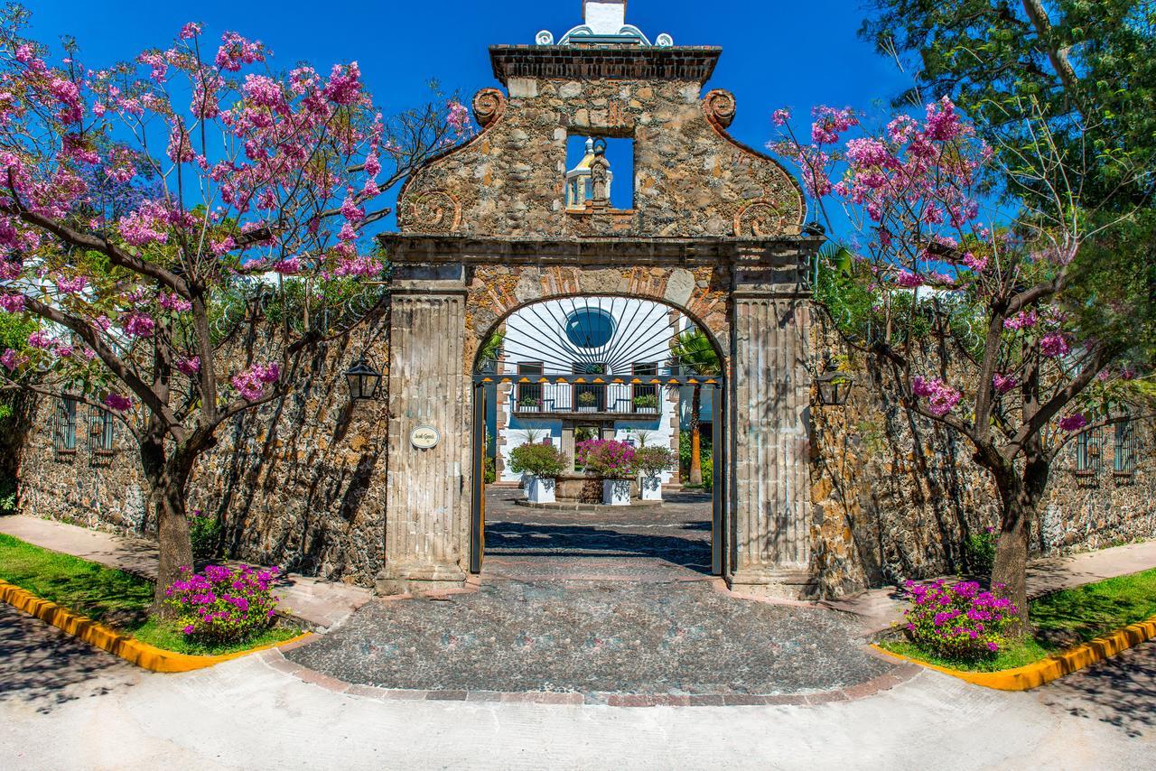 Anticavilla Hotel Restaurante & Spa (Adults Only) Cuernavaca Bagian luar foto