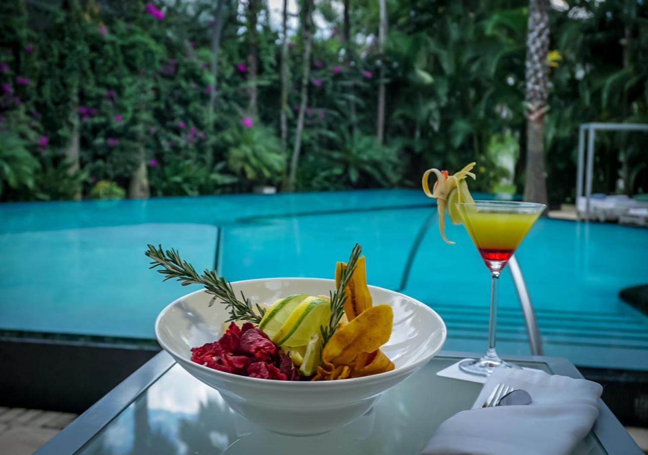 Anticavilla Hotel Restaurante & Spa (Adults Only) Cuernavaca Bagian luar foto